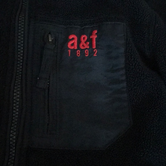Boys Abercrombie and Fitch fleece jacket - Picture 2 of 2